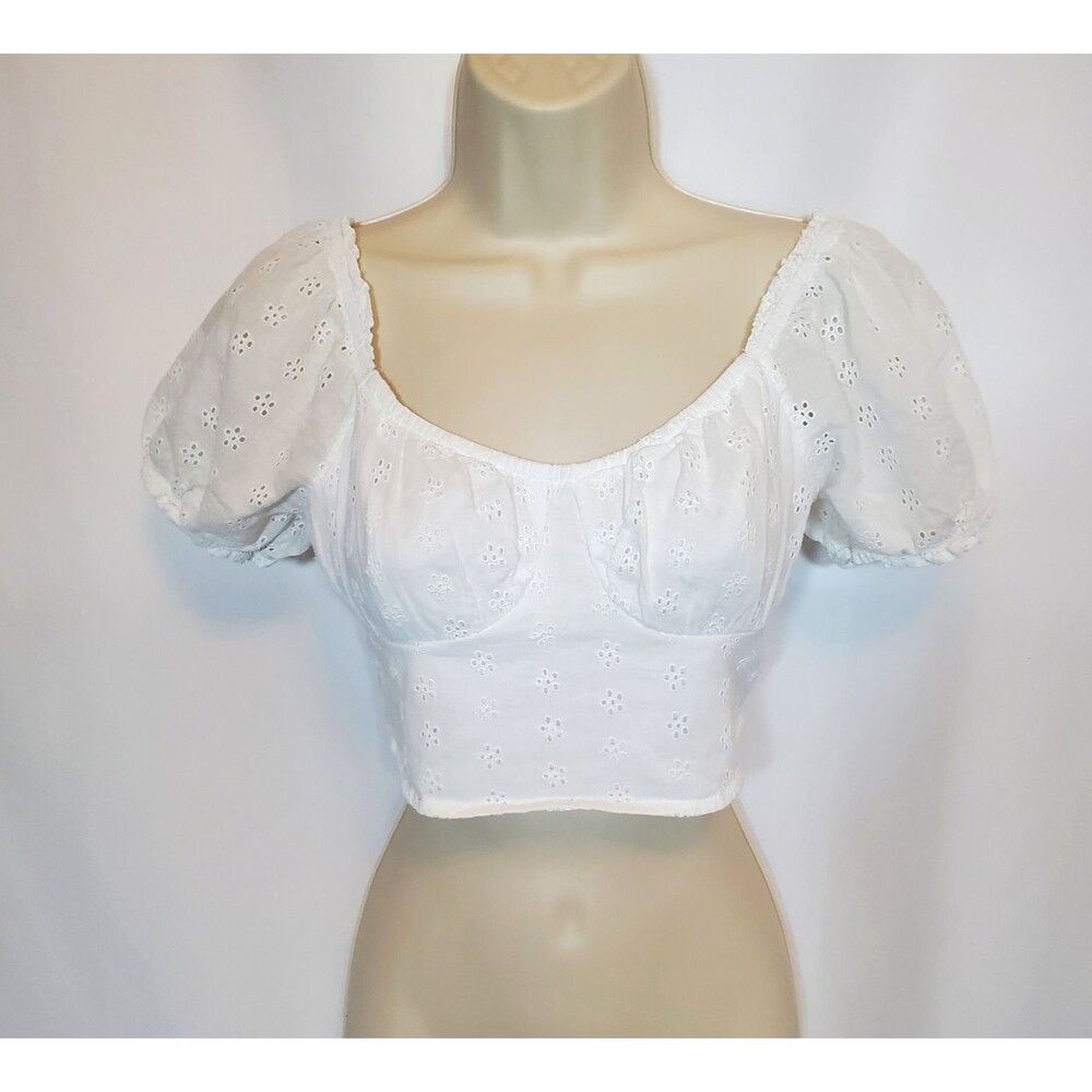 Hollister Women’s Top Size XS White Short Sleeve Eyelet Smocked Back Milkmaid